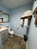 Lake Ontario Motel & Inn