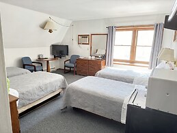 Lake Ontario Motel & Inn