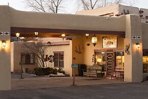 El Pueblo Lodge