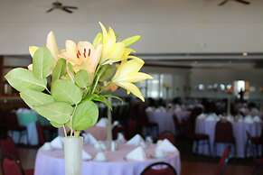 Lone Tree Golf Club And Hotel