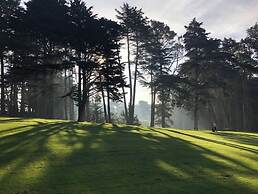 Hillholm Estate