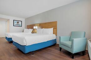 Chateau Beachfront Hotel, A By The Sea Resort