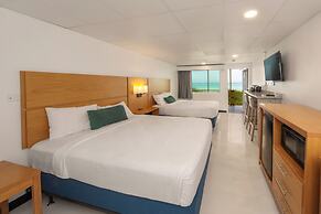 Chateau Beachfront Hotel, A By The Sea Resort