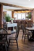 Mountain Meadows Lodge