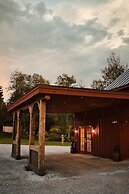 Mountain Meadows Lodge