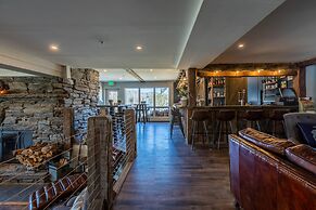 Mountain Meadows Lodge