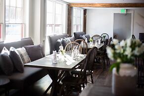 Mountain Meadows Lodge