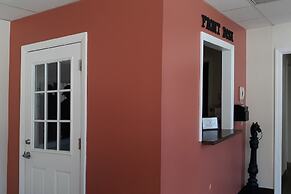 Iron Horse Inn