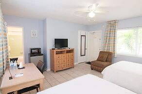 Great Escape Apartments by Lowkl