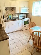 Great Escape Apartments by Lowkl