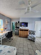 Great Escape Apartments by Lowkl