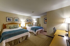 Port Inn and Suites Portsmouth, Ascend Hotel Collection