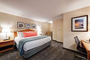 Port Inn and Suites Portsmouth, Ascend Hotel Collection