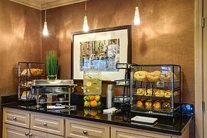 Port Inn and Suites Portsmouth, Ascend Hotel Collection