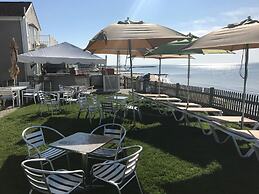 The Corsair & Cross Rip Oceanfront Resort