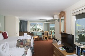 The Corsair & Cross Rip Oceanfront Resort