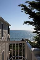 The Corsair & Cross Rip Oceanfront Resort