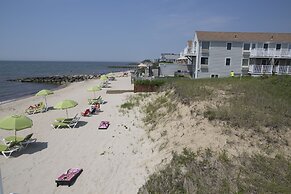 The Corsair & Cross Rip Oceanfront Resort