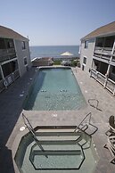 The Corsair & Cross Rip Oceanfront Resort