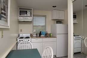 The Corsair & Cross Rip Oceanfront Resort