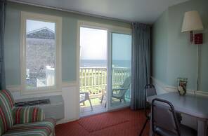 The Corsair & Cross Rip Oceanfront Resort