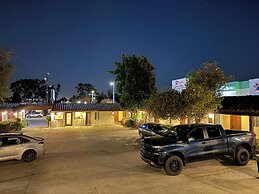 El Patio Inn - Near Universal Studios Hollywood