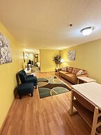 Timberland Inn & Suites