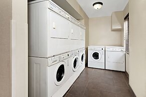 Staybridge Suites South Springfield by IHG