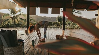 Surf Synergy All-Inclusive Surf Retreat