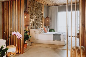 Surf Synergy All-Inclusive Surf Retreat