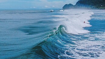 Surf Synergy All-Inclusive Surf Retreat