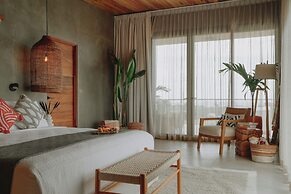 Surf Synergy All-Inclusive Surf Retreat