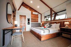 Surf Synergy All-Inclusive Surf Retreat