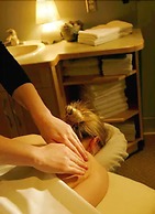 Sunshine Mountain Lodge