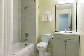 Motel 6 Niagara Falls, ON – Near the Falls