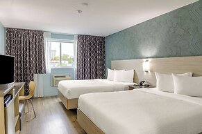 Motel 6 Niagara Falls, ON – Near the Falls