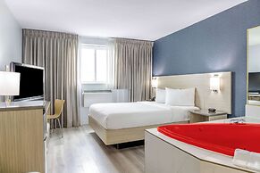 Motel 6 Niagara Falls, ON – Near the Falls