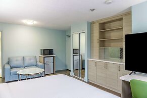 Motel 6 Niagara Falls, ON – Near the Falls