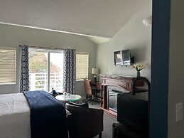 Wharf Master's Inn