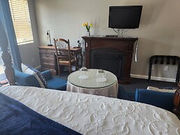 Wharf Master's Inn