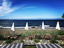 Qualicum Breeze Beach Resort