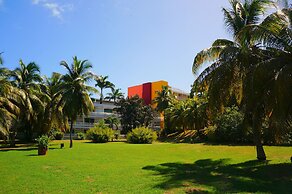 Zenitude Hôtel-Résidences le Salako