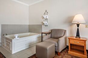 Best Western Club House Inn & Suites