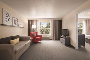 Country Inn & Suites by Radisson, Cottage Grove, MN