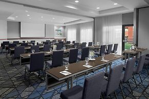 Courtyard by Marriott Los Angeles Burbank Airport