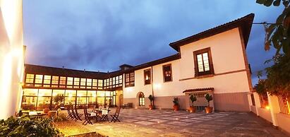 Hotel Casona Del Busto