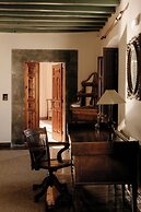 Hotel Casona Del Busto