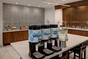 Hilton Garden Inn Kansas City