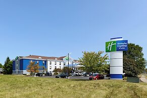 Holiday Inn Express Hotel and Suites Marysville by IHG