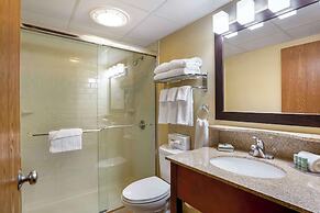 Best Western Plus The Inn at Sharon/Foxboro